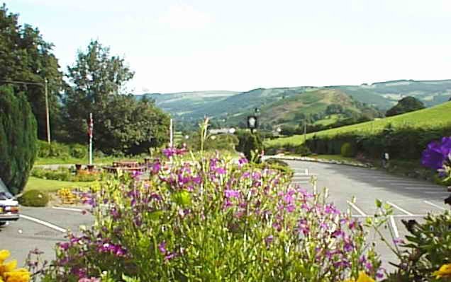 View down the valley - Britannia Inn Hotel and Bed and Breakfast (B&B)